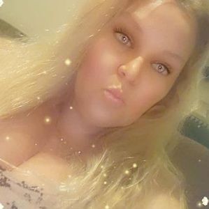 Meet your Posher, Blanca aile
